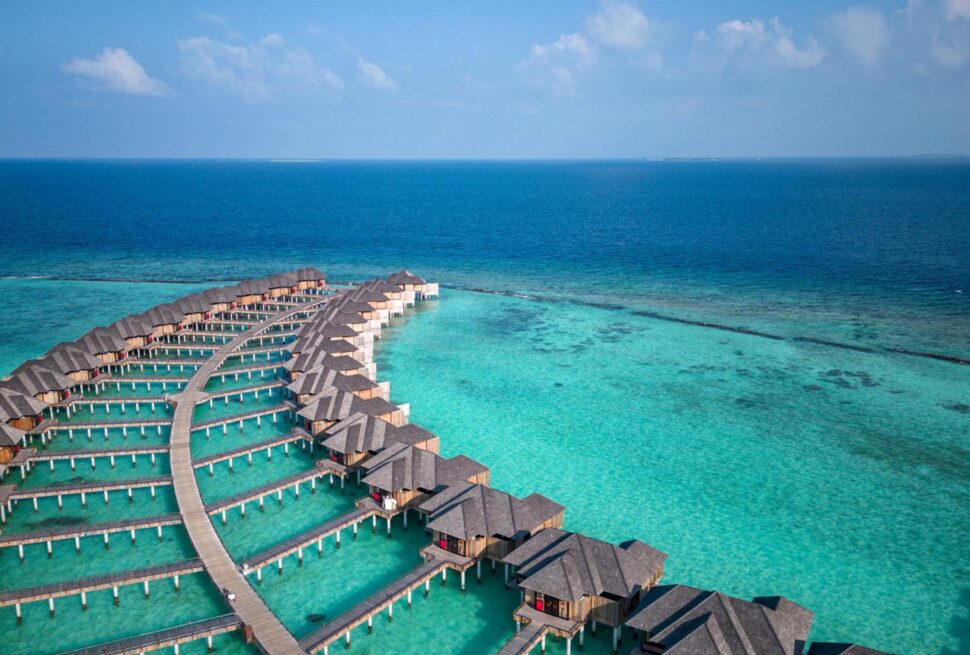 Maldives Destination Overview – Luxury Islands, Marine Life & Indian Ocean